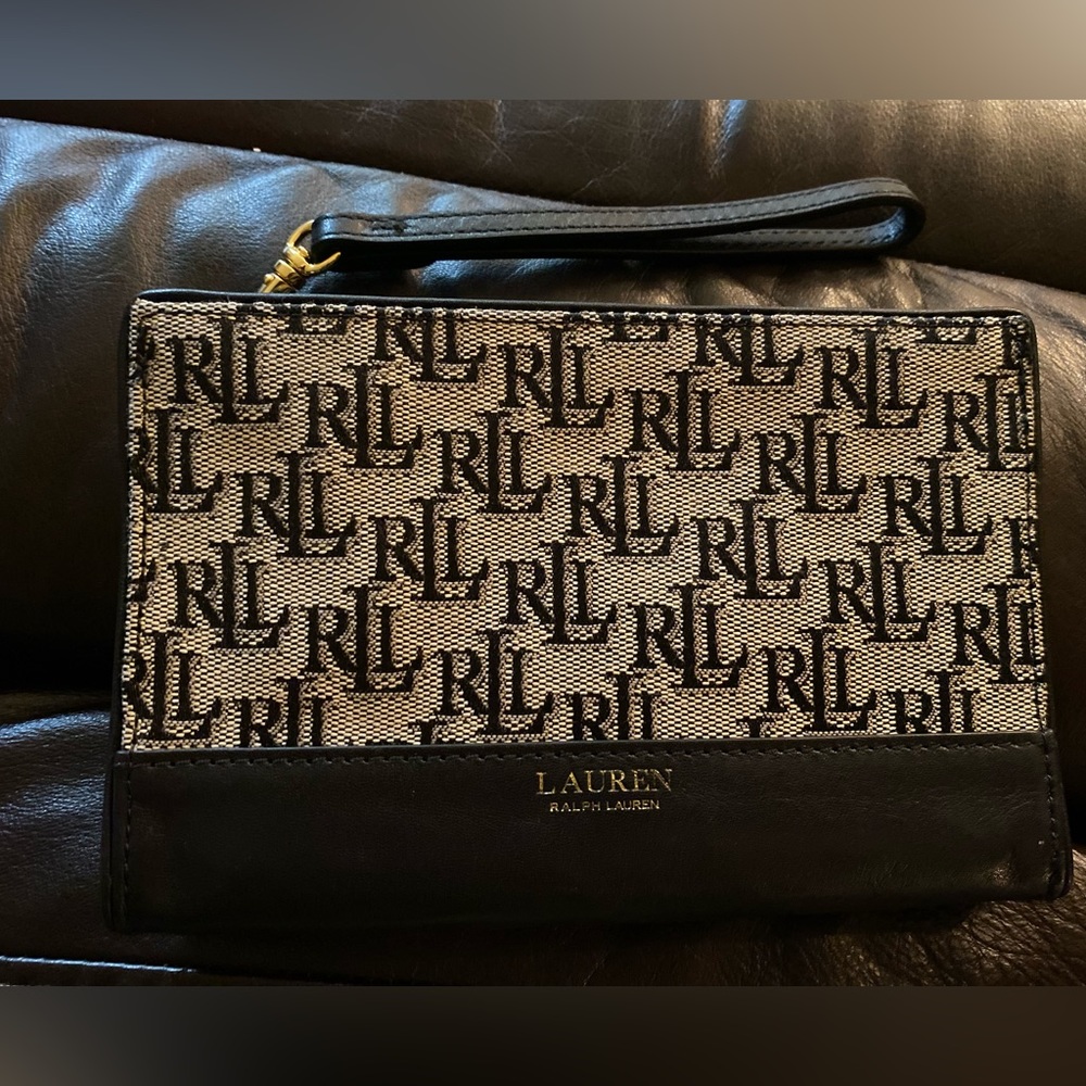 Lauren Ralph Lauren Wristlet